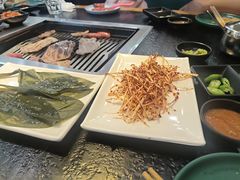 -臻牛烤肉