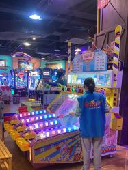 点击看大图 -卡通尼乐园(银泰店)