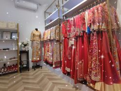 点击看大图 -予白婚纱礼服馆