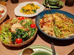 -耶里夏丽·丝路国际·新疆餐厅(浦东区东方路店)