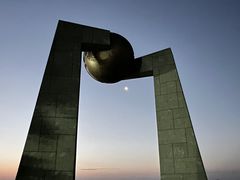 -青澳湾北回归线广场