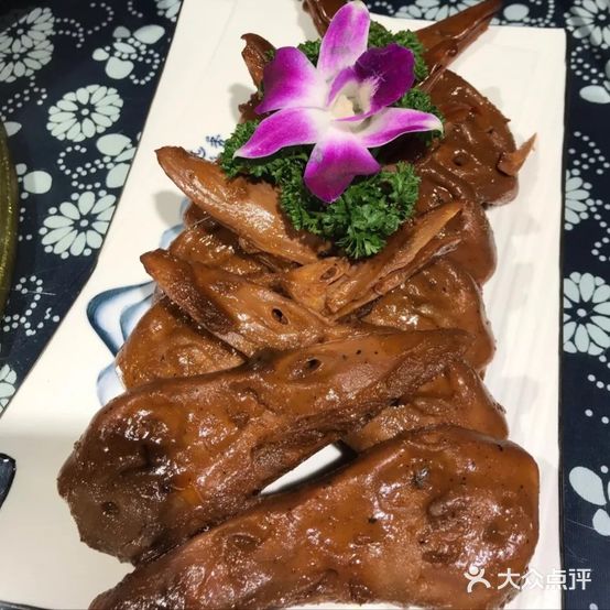 哿拔地江湖菜