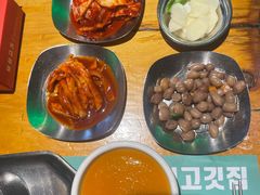 -唯成•韩国炭火烤肉 유성고기
