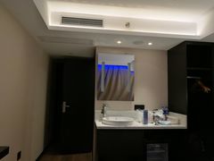 -宜必思酒店(北京什刹海鼓楼大街地铁站店)
