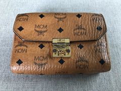 -MCM(比斯特上海购物村店)