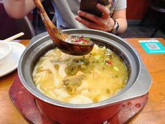 -周鱼小馆石锅酸菜鱼(活力汇店)