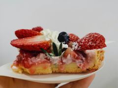草莓芝士派-山与蓝·轻糖鲜果蛋糕(勒泰店)