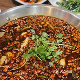 咸阳最好吃的麻辣鱼，冰粉也太赞了[调皮]