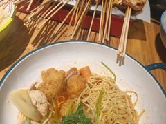 -万记麻辣烫国展总店
