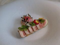 鸭肝慕斯卷-九献·创意菜(亮马河饭店)