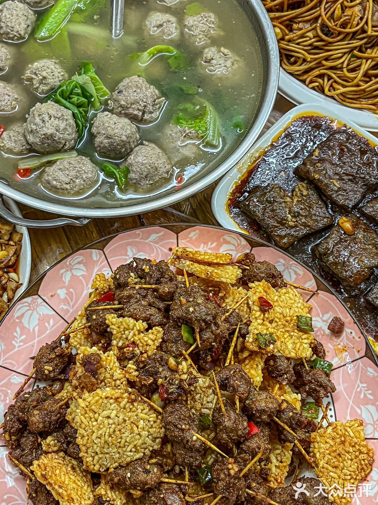 被汉口本地人吹爆的牛肉面🍜好吃到离谱‼️