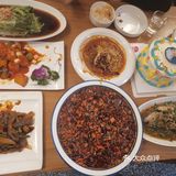 我们三个人要了7个菜，才花了300多，确实菜美价廉