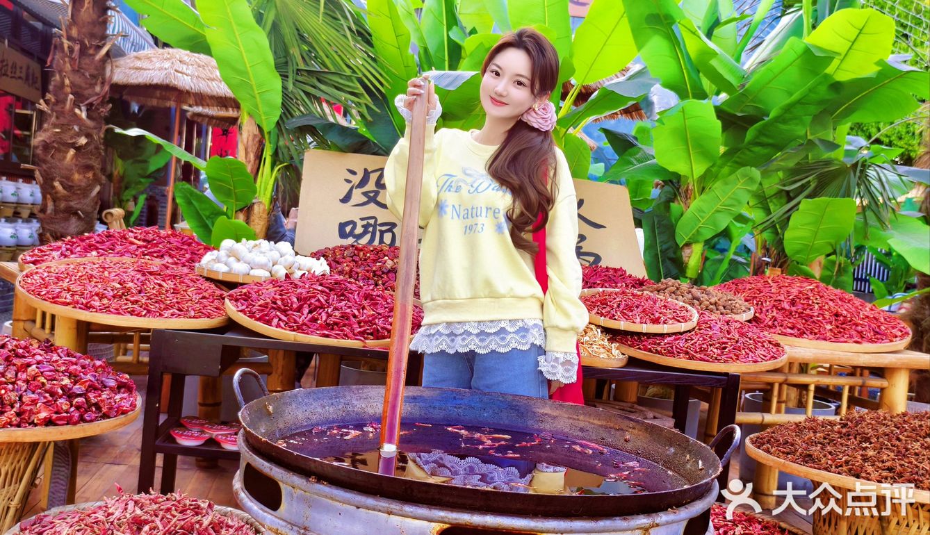 在花海里吃火锅是一种什么体验⁉