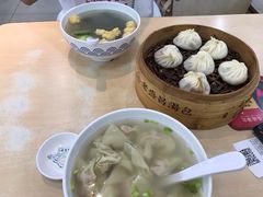 鲜肉汤包-老盛昌(聚丰园店)
