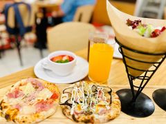 -城市大道红炉披萨烘焙坊