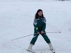 -济南卧虎山滑雪场