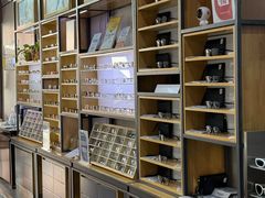 -零度眼镜·宝视友·蔡司依视路(吾悦花街店)