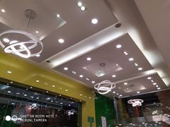大堂-佰搭果·广式茶餐厅(西华路店)
