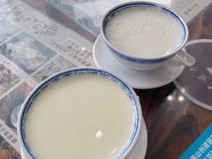 西米双皮奶-周大娘牛乳(旧寨古村总店)