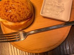 法国总统菠萝油-来龙里 精致 东南亚餐室(万象城店)
