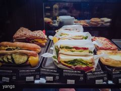 -星巴克(北京中关村北京国际店)
