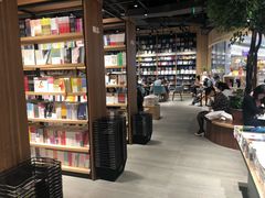 -覔书店(壹方城店)