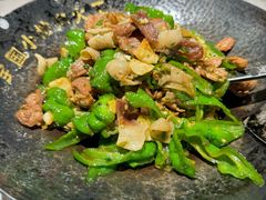 -费大厨辣椒炒肉(黄兴中心广场店)
