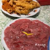 来吃我最爱的鸿姐了，今天点的鸳鸯锅，最爱的依然是耙鸡爪