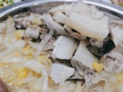 -老码头黑皮肘子锅包肉(文政街店)