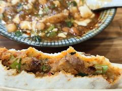 -曾笼笼牛肉饼