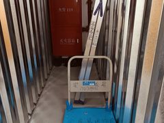 -安东易迷你仓自助寄存仓库(淞虹路店)