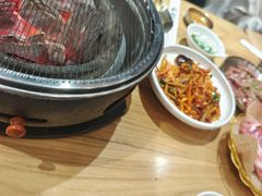 -青瓦餐厅·生鱼片·韩园烤肉(西塔店)