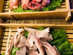 -尚尚仙·酸汤猪手·猪肚鸡火锅(华联万柳购物中心店)