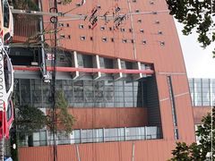 -上海财经大学附属北郊高级中学