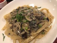 -WOLFGANG PUCK KITCHEN & BAR(迪士尼小镇店)