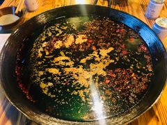 -岗上渣渣老火锅(两路口店)