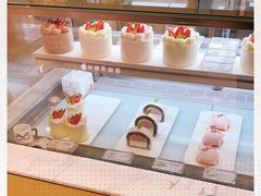 -花花卷卷·鲜食蛋糕(静安久光百货店)