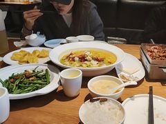金汤酸菜鱼-吕氏疙瘩汤·新鲁菜(济南万象城店)