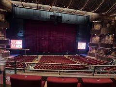 -交通银行前滩31演艺中心