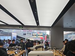 -DJI大疆(深圳华强北曼哈授权体验店)