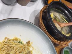 -馋三尺蟹粉小笼(人民广场店)