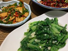 -佬湘楼·27年湘菜(天河都市广场店)