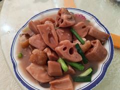 莲藕煮火腩-区海鸡场饭店(石壁店)