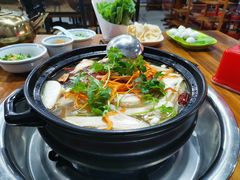 -云南印象昭通天麻火腿鸡(新疆石油花园二期店)