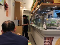 -老乡鸡(武汉江腾广场店)