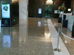 -上海虹桥西郊假日酒店