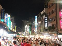 -六合夜市