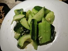 凉拌黄瓜-沪小胖小龙虾(淮海中路旗舰店)