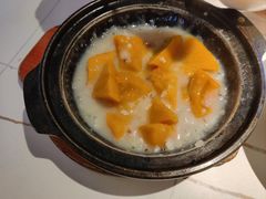 -阿瓦山寨·湘菜现炒·剁椒鱼头王(咸阳总店)