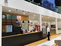 -杭州中沃沃尔沃4S店(滨江区店)